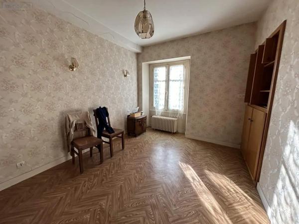 Achat - Maison Château-Gontier-sur-Mayenne 53200 4 pièces 85 m 2 1582 m 2