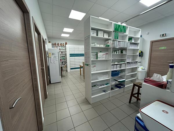 Local commercial 200 m2