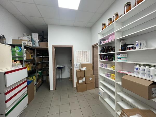 Local commercial 200 m2