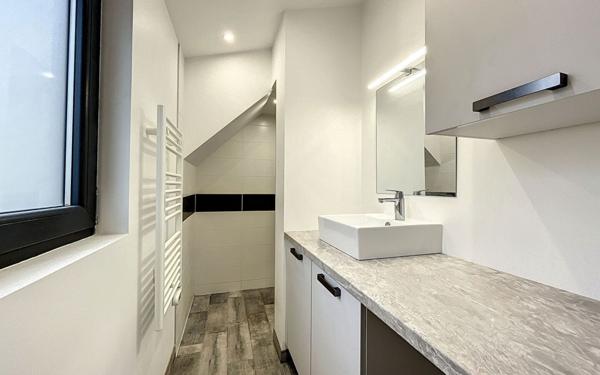 Appartement à louer    2 pièces •  Breuil-le-Sec