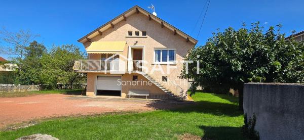 Maison avec sous sol hors sol sur 749 m² de terrain