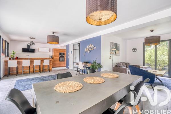 Maison à vendre 7 pièces 130 m² Luzarches