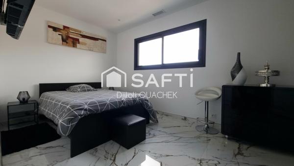 Maison 5 pièces de 150m²