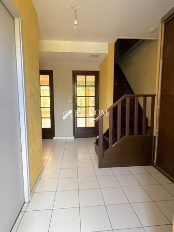 Maison 5 pièce(s) 4 chambre(s) 104 m²