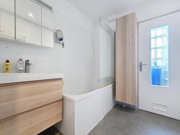 Appartement T3 bis, lumineux et au calme