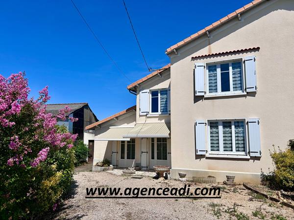 Maison Niort 4 pièce(s) 86.50 m2, Niort 79000