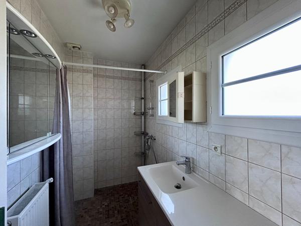 Maison Niort 4 pièce(s) 86.50 m2, Niort 79000