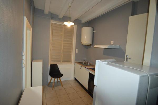 Location                                                      Appartement
                        
                                         34 m2                     à Écommoy