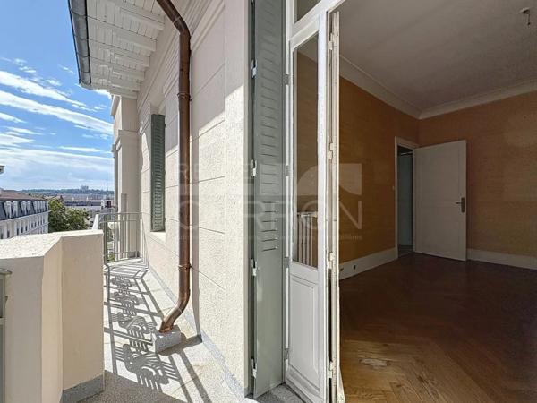APPARTEMENT T5 A VENDRE - LYON 6EME ARRONDISSEMENT - 136 m 2 - 785 000 €
