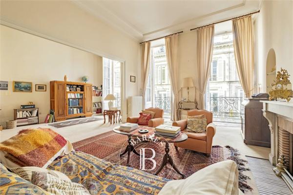 Bordeaux, Appartement 3 Chambres -  197 m² à vendre