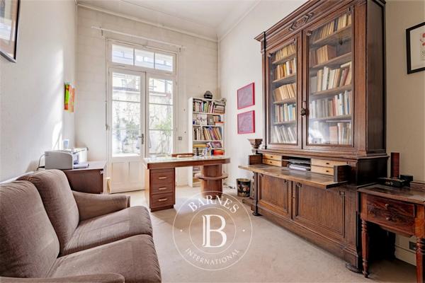 Bordeaux, Appartement 3 Chambres -  197 m² à vendre