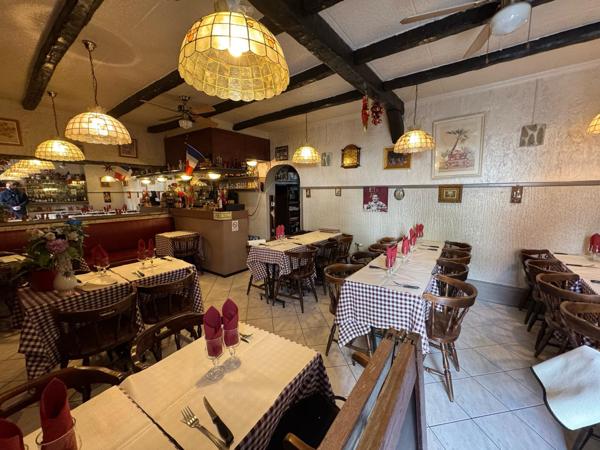 Local commercial - 42.3m2 - Restaurant / Pizzeria