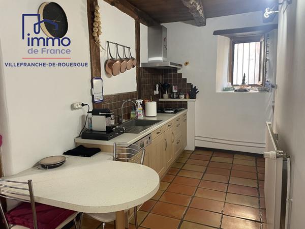 Maison en pierre 165 m², 2/3 chambres, dépendance et garage