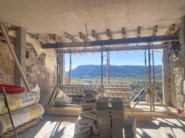 F2 neuf avec balcon, clé en main, cuisine équipée, à 20 min de la mer