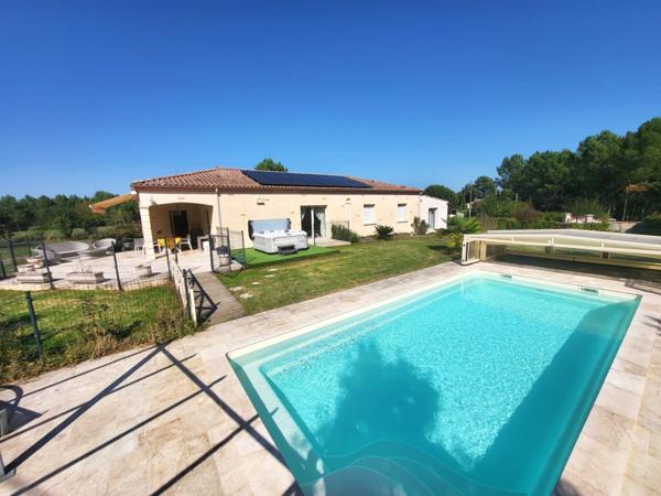 villa plain-pied 205 m², 5 chambres , espace indépendant , 1h de Bordeaux, 3h de Paris