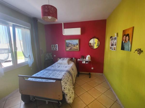 villa plain-pied 205 m², 5 chambres , espace indépendant , 1h de Bordeaux, 3h de Paris