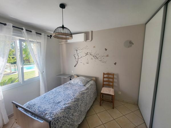 villa plain-pied 205 m², 5 chambres , espace indépendant , 1h de Bordeaux, 3h de Paris