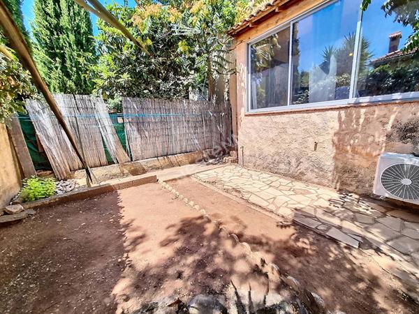 Toulon appartement T2 en rez de jardin