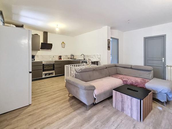 Toulon appartement T2 en rez de jardin