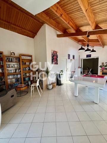 À saisir à MARANS - Spacieuse maison familiale avec sous-sol aménageable et grand terrain