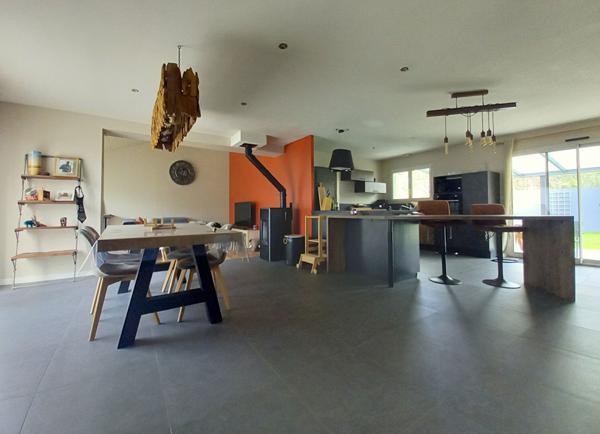 Maison récente de plain pied - proche centre - 123m² - Le Loroux Bottereau