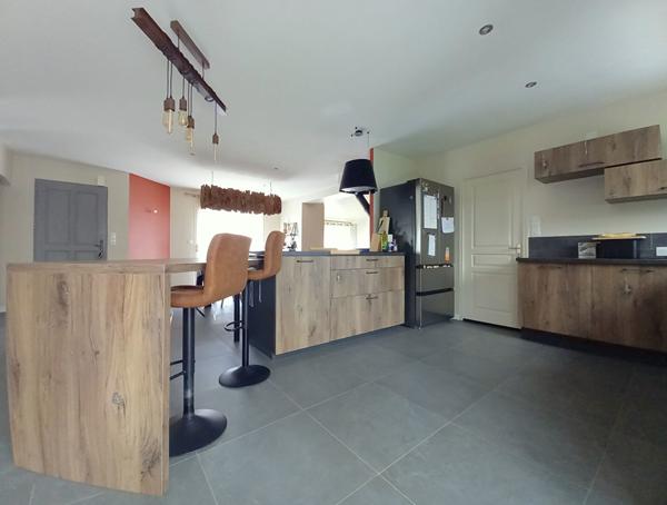 Maison récente de plain pied - proche centre - 123m² - Le Loroux Bottereau