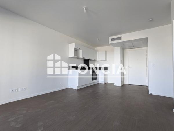 Location Appartement 2 pièces 41.8 m² - Laval 53000