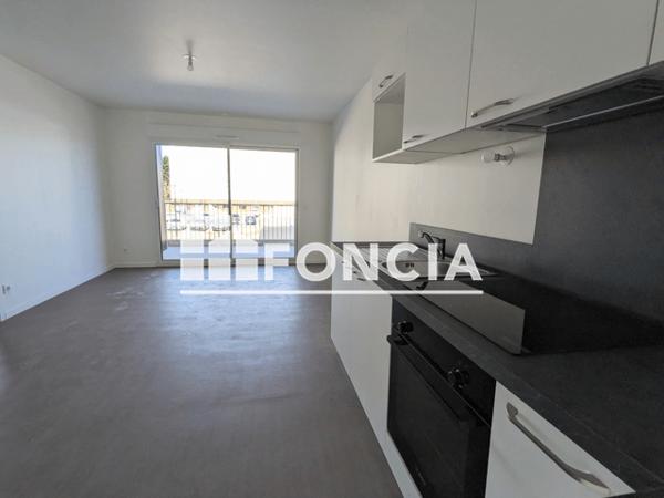Location Appartement 2 pièces 41.8 m² - Laval 53000