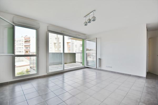 Appartement Villeurbanne 3 pièce(s) 61.38 m2