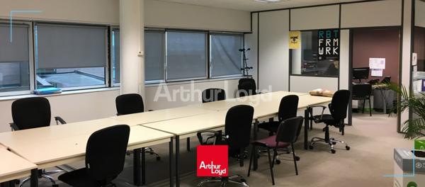 Bureaux à louer dans un immeuble de prestige au coeur d'Heron Parc - Métro et services à proximité