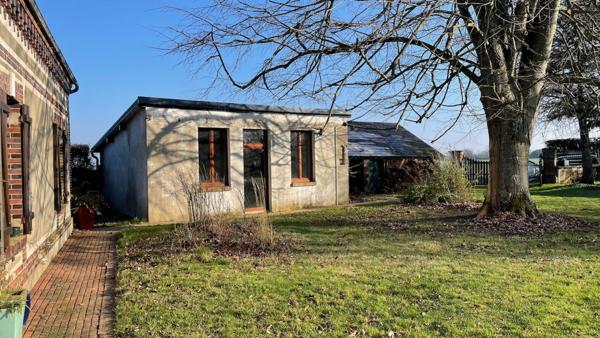 Maison
                                                                                                                                                                                                                                                                                                                        9 pièce(s)                                                                                                                                                                                                          4 chambre(s)                                                                                                                                                                                                          205  m²