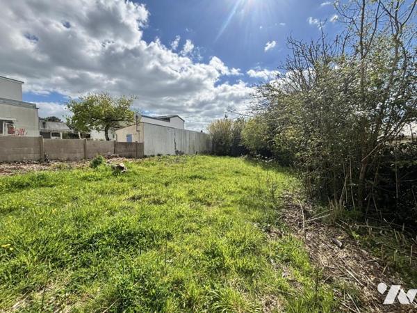 TERRAIN A BATIR 384 m²