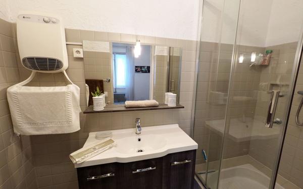 Maison à vendre    5 pièces •  Avignon