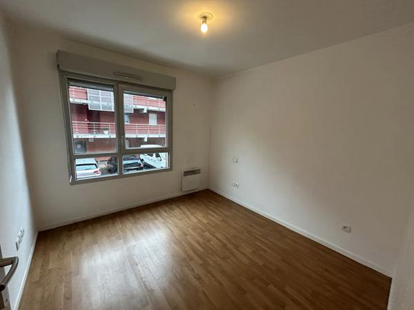 Appartement à vendre 3 pièces 58.25m² Saint-Amand-les-Eaux (59230)