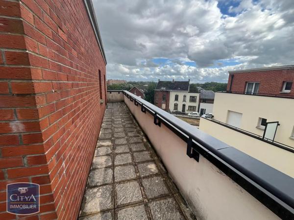 Appartement à louer 4 pièces 82.85m² Maubeuge (59600)