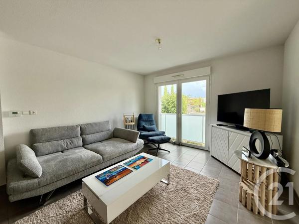 Appartement F2 à vendre  2 pièces - 44 m 2   PERIGNY  - 17