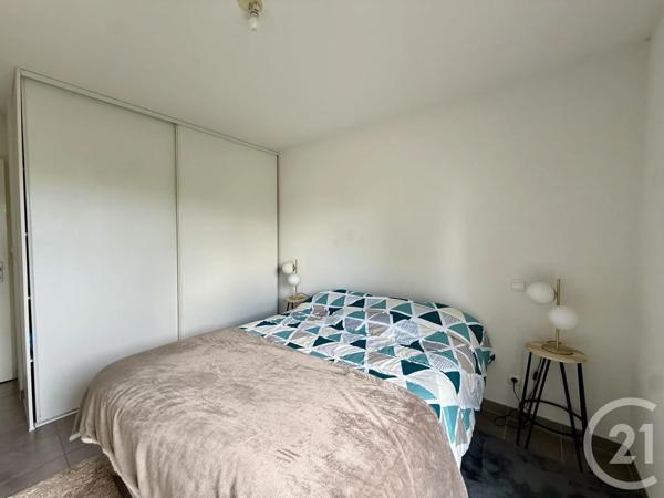 Appartement F2 à vendre  2 pièces - 44 m 2   PERIGNY  - 17