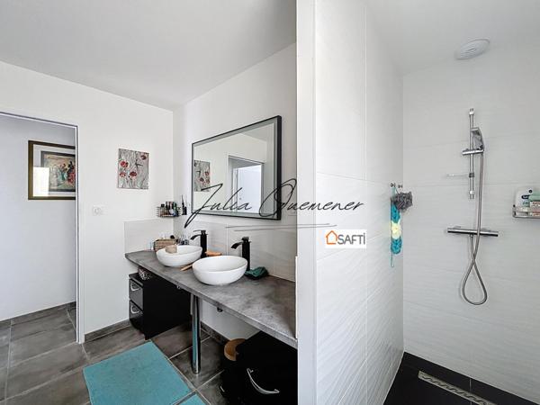 PLOUGONVELIN- Maison PLAIN-PIED