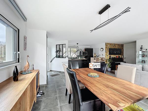 PLOUGONVELIN- Maison PLAIN-PIED