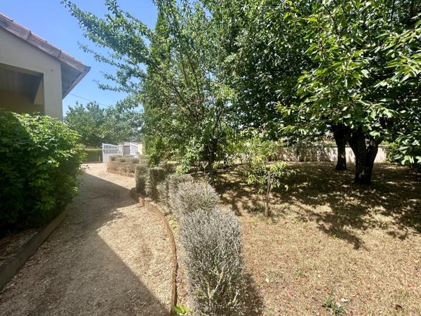 MAISON TYPE 4 - NEUVILLE DE POITOU Neuville-de-Poitou (86170)