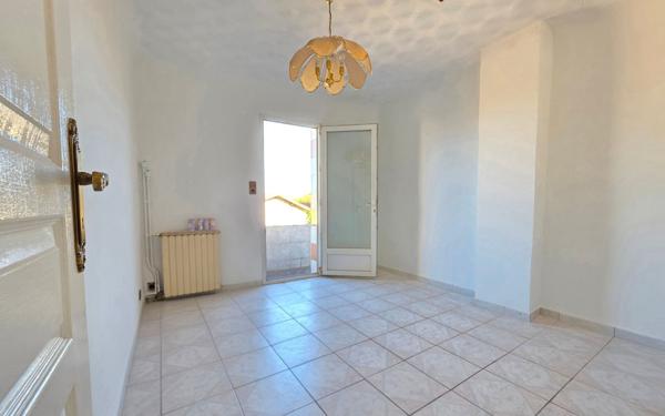 Maison à vendre    5 pièces •  La Seyne-sur-Mer