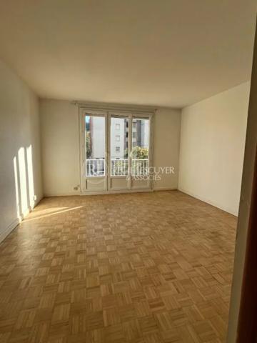 Appartement à louer à Bourgoin-Jallieu (38300)