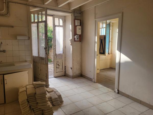 Maison à vendre 5 pièces SAINT LOUP LAMAIRE (79)