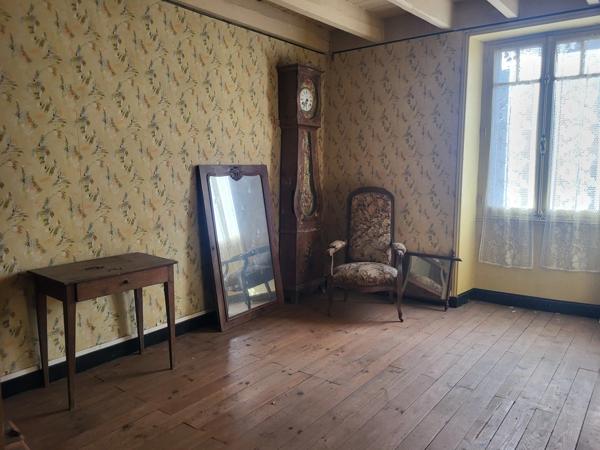 Maison à vendre 5 pièces SAINT LOUP LAMAIRE (79)