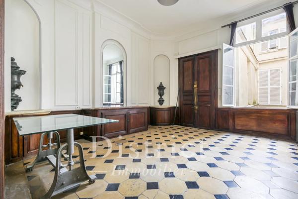 # Appartement – 100m² – Paris 4ème