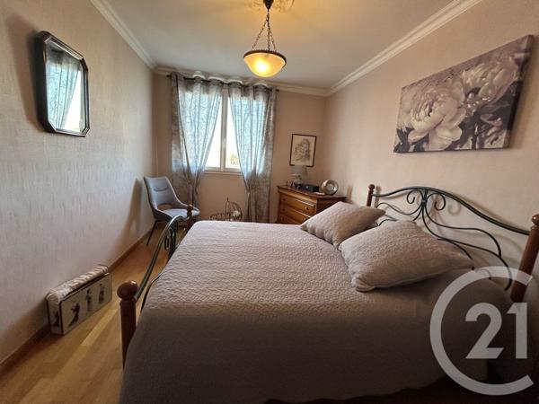 Appartement F5 à vendre  5 pièces - 92,51 m2 CHALONS EN CHAMPAGNE - 51