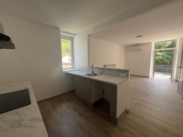 Appartement à louer |  Aubin |  2 pièces | 47 m²