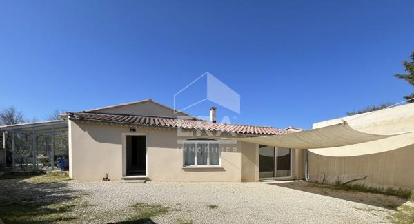 Maison avec terrain, studio et piscine-Mazan