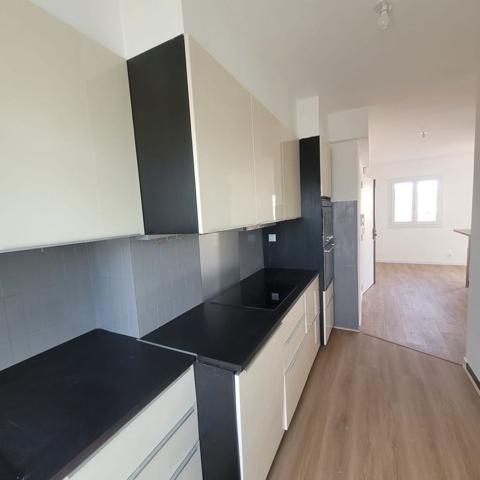 Marseille (13004) MARSEILLE - 5 Avenues