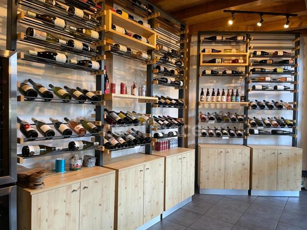 En Savoie (73), A VENDRE Station de ski, Restaurant bar à vins, Vente à emporter,